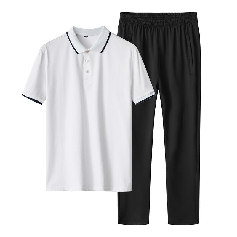 Conjunto de ropa deportiva