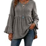 Camisa holgada con ribete de encaje y top
